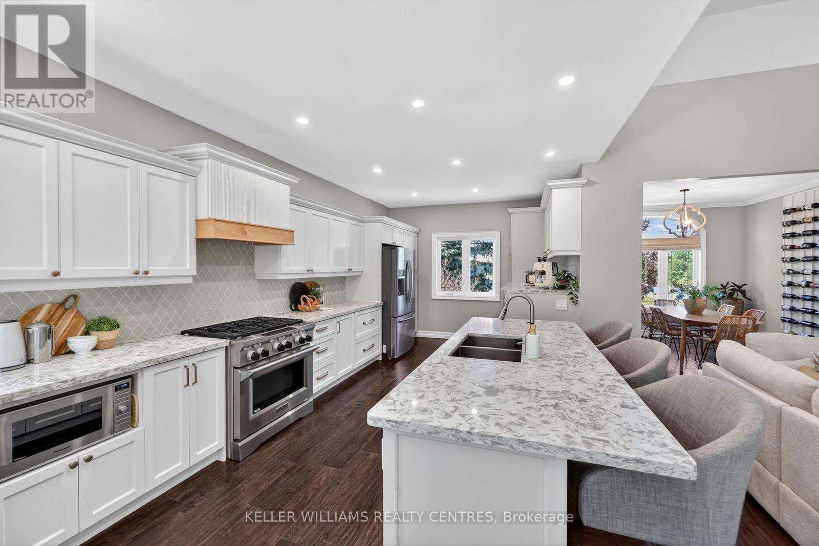 50 Glenhuron Drive, Springwater, ON - Indoor Photo Showing Kitchen With Double Sink With Upgraded Kitchen