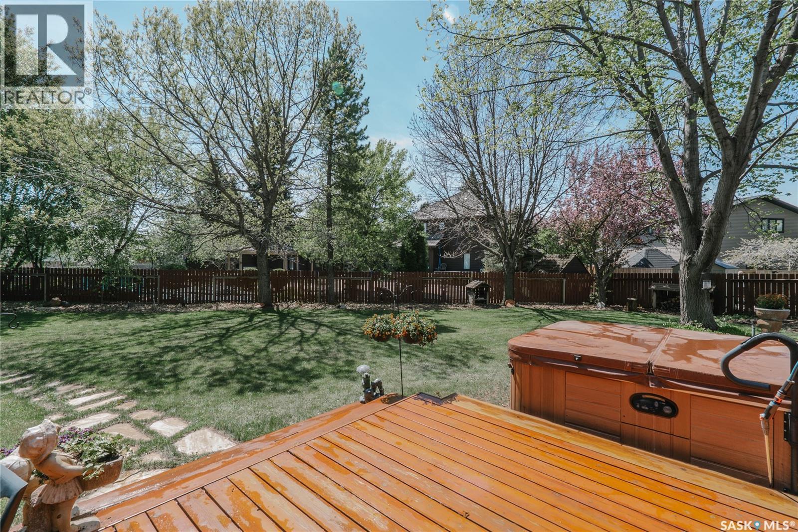 71 Bain Crescent, Saskatoon, SK - Outdoor With Backyard