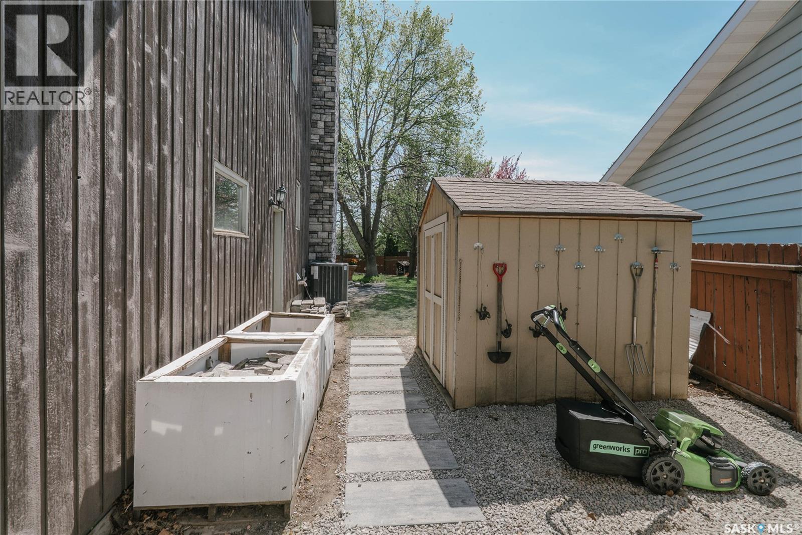 71 Bain Crescent, Saskatoon, SK - Outdoor With Exterior