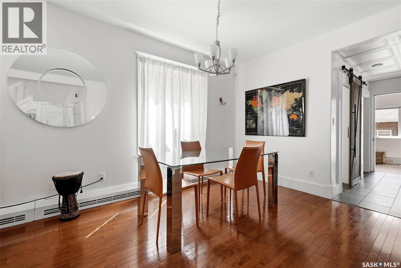 2022 Retallack Street, Regina, SK - Indoor Photo Showing Dining Room
