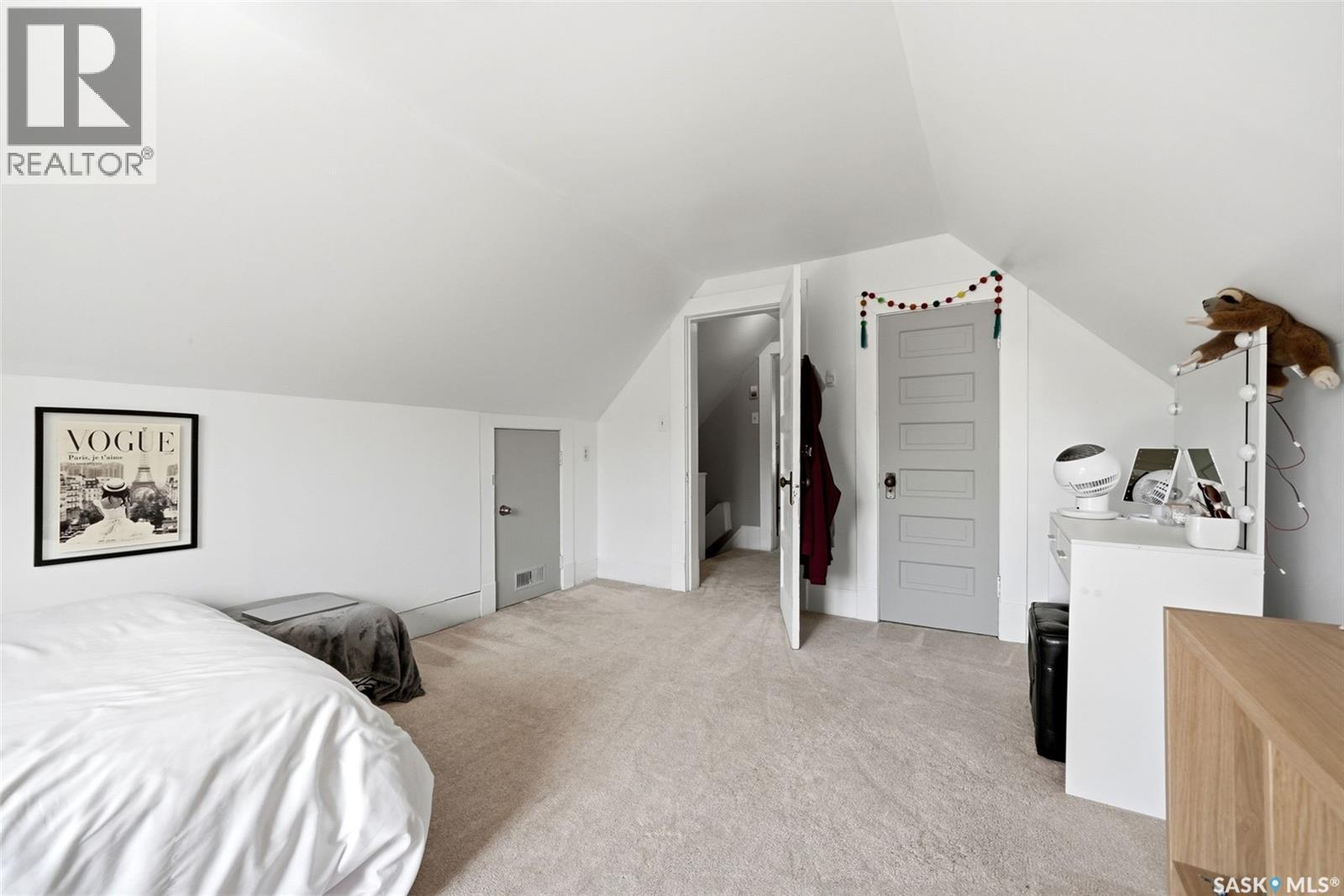 2022 Retallack Street, Regina, SK - Indoor Photo Showing Bedroom