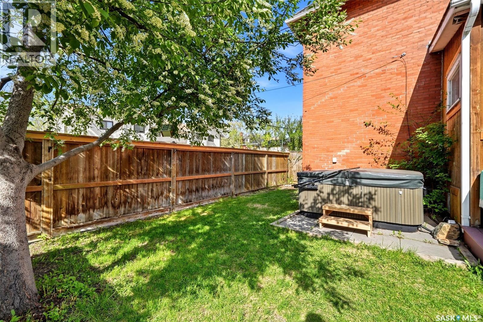 2022 Retallack Street, Regina, SK - Outdoor