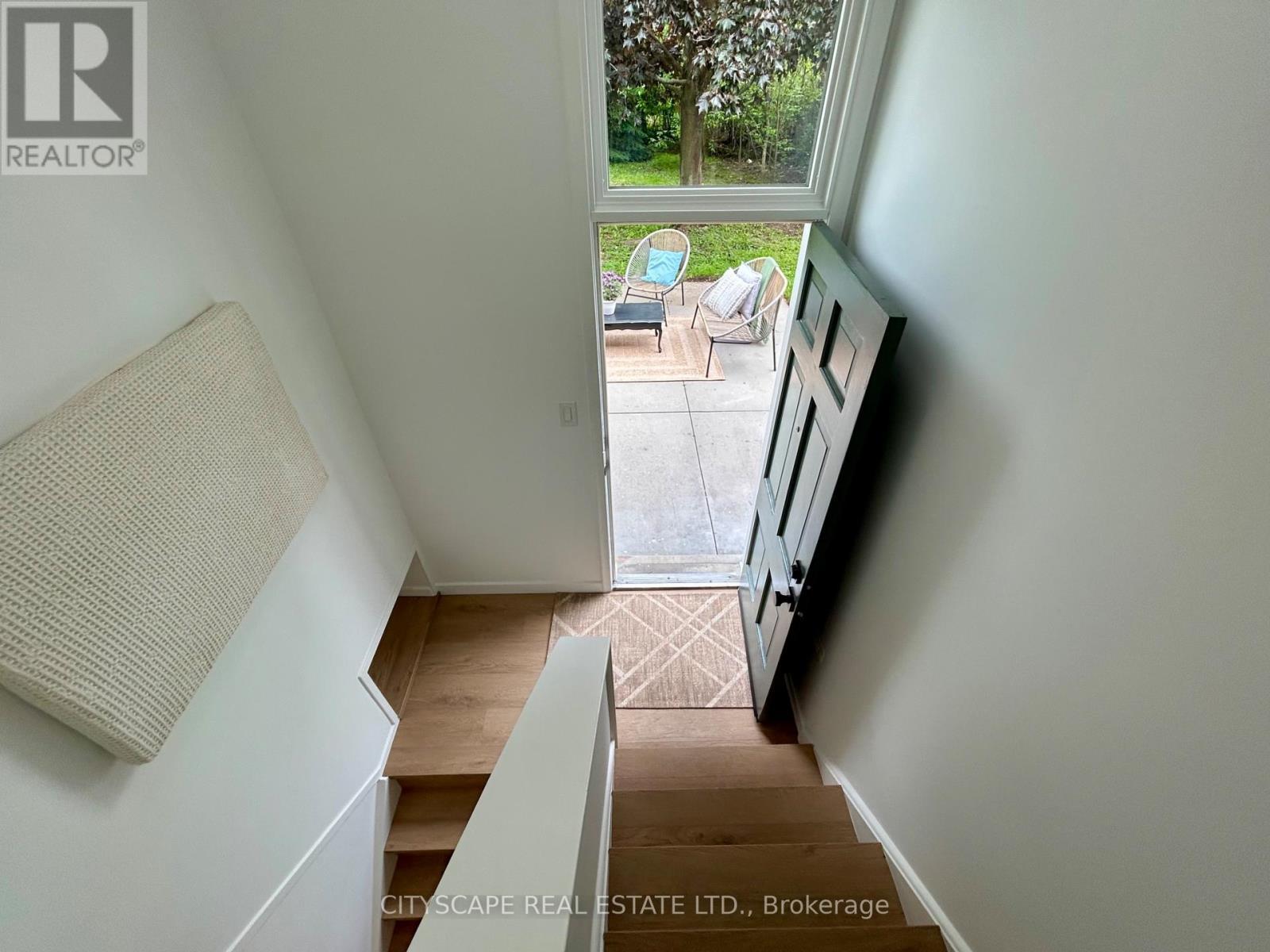 39 Carousel Avenue, Hamilton, ON - Indoor Photo Showing Other Room