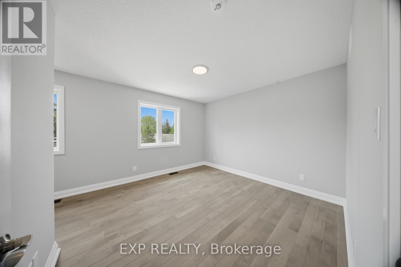 107 Stephenson Way, Minto, ON - Indoor Photo Showing Other Room