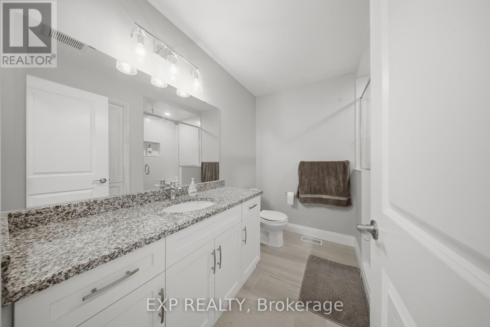 107 Stephenson Way, Minto, ON - Indoor Photo Showing Bathroom