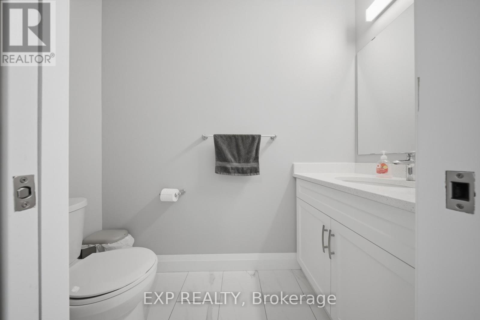 107 Stephenson Way, Minto, ON - Indoor Photo Showing Bathroom