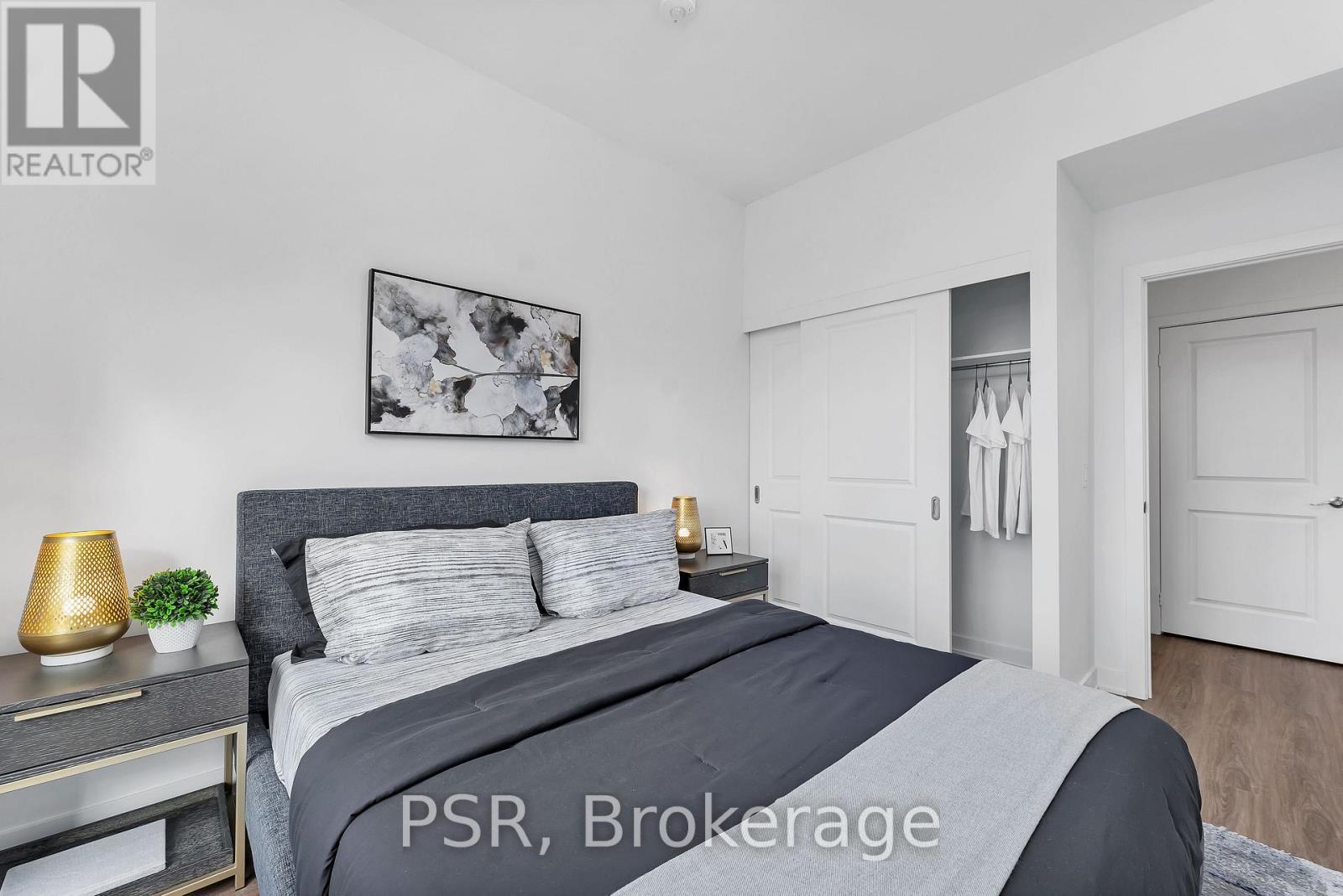 350 - 37 Danforth Road, Toronto, ON - Indoor Photo Showing Bedroom