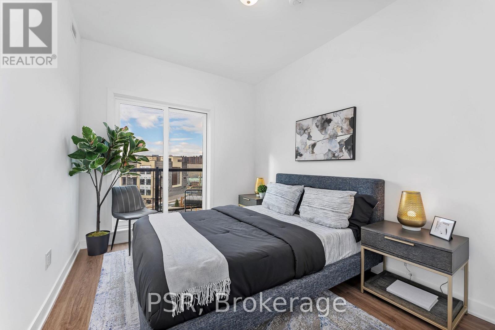 350 - 37 Danforth Road, Toronto, ON - Indoor Photo Showing Bedroom
