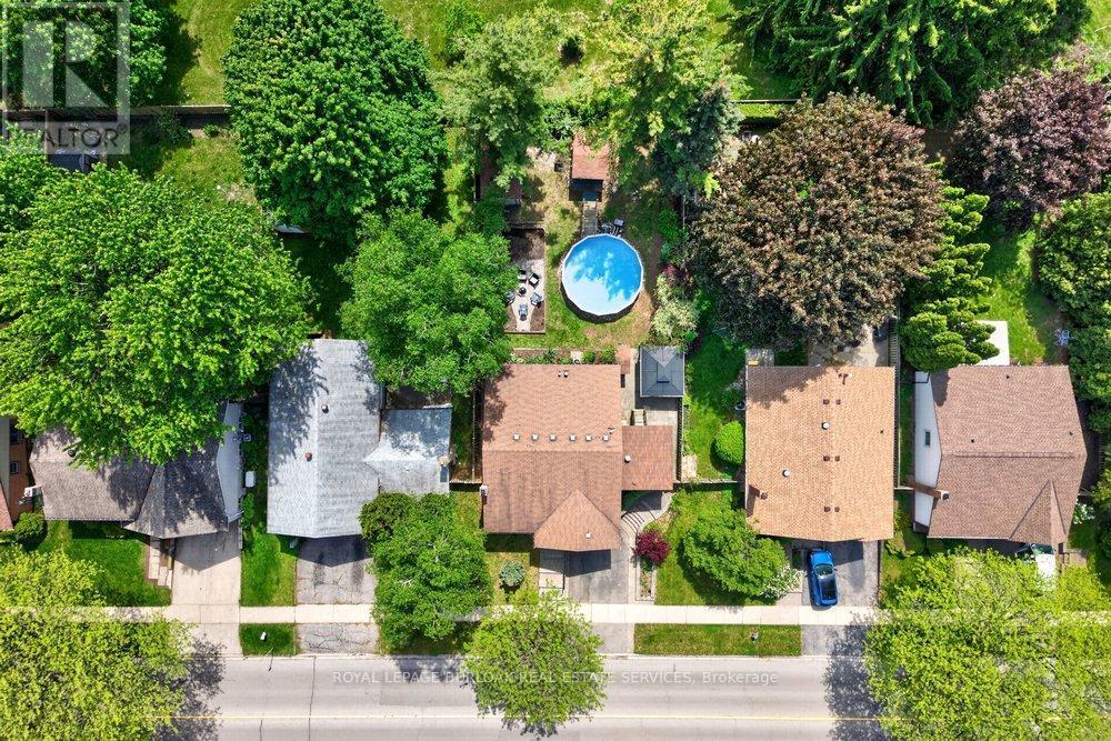758 Francis Road, Burlington, ON - Outdoor