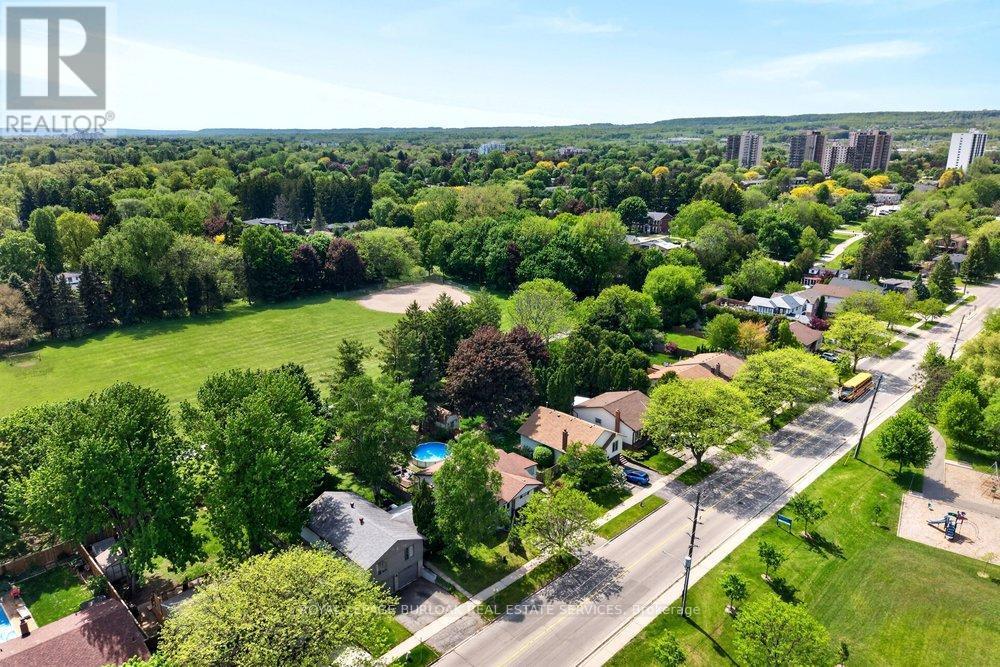 758 Francis Road, Burlington, ON - Outdoor With View