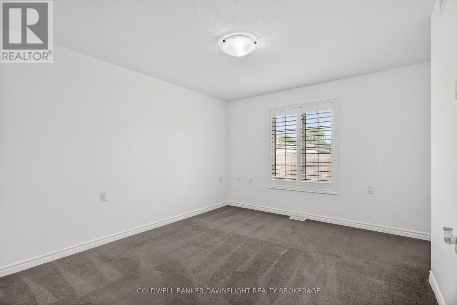 18 Devon Drive, South Huron (Exeter), ON - Indoor Photo Showing Other Room