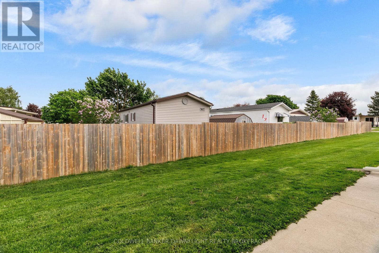 18 Devon Drive, South Huron (Exeter), ON - Outdoor