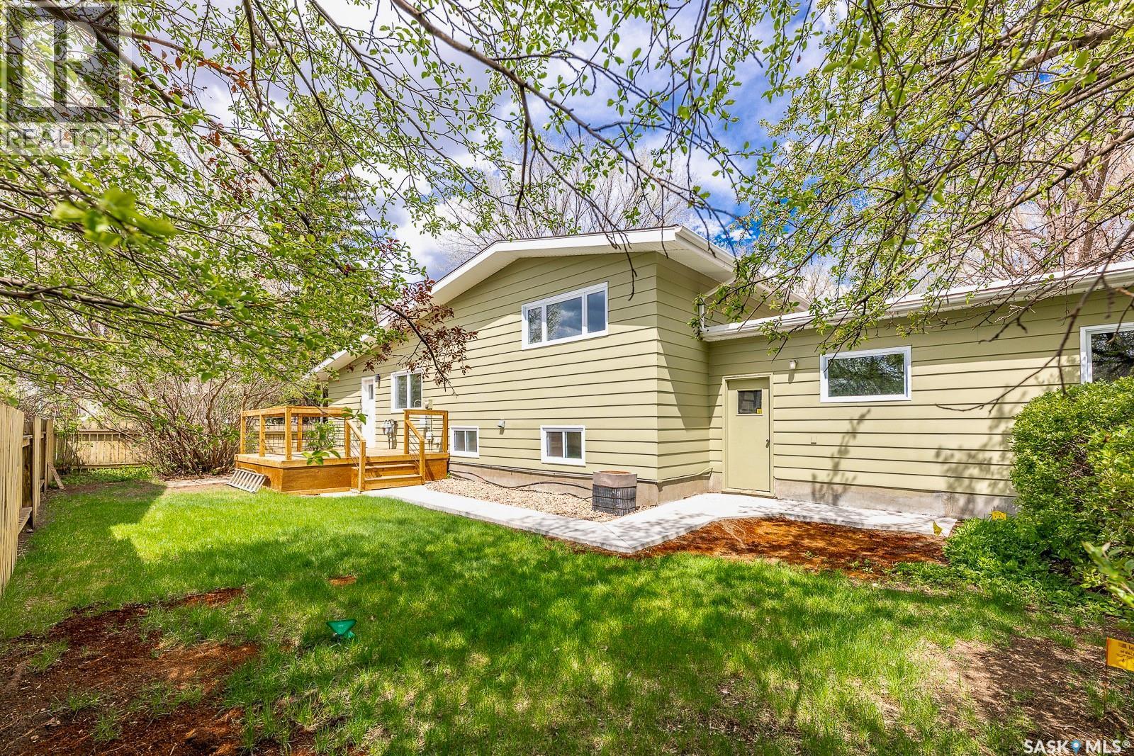 73 Tibbits Road, Regina, SK - Outdoor