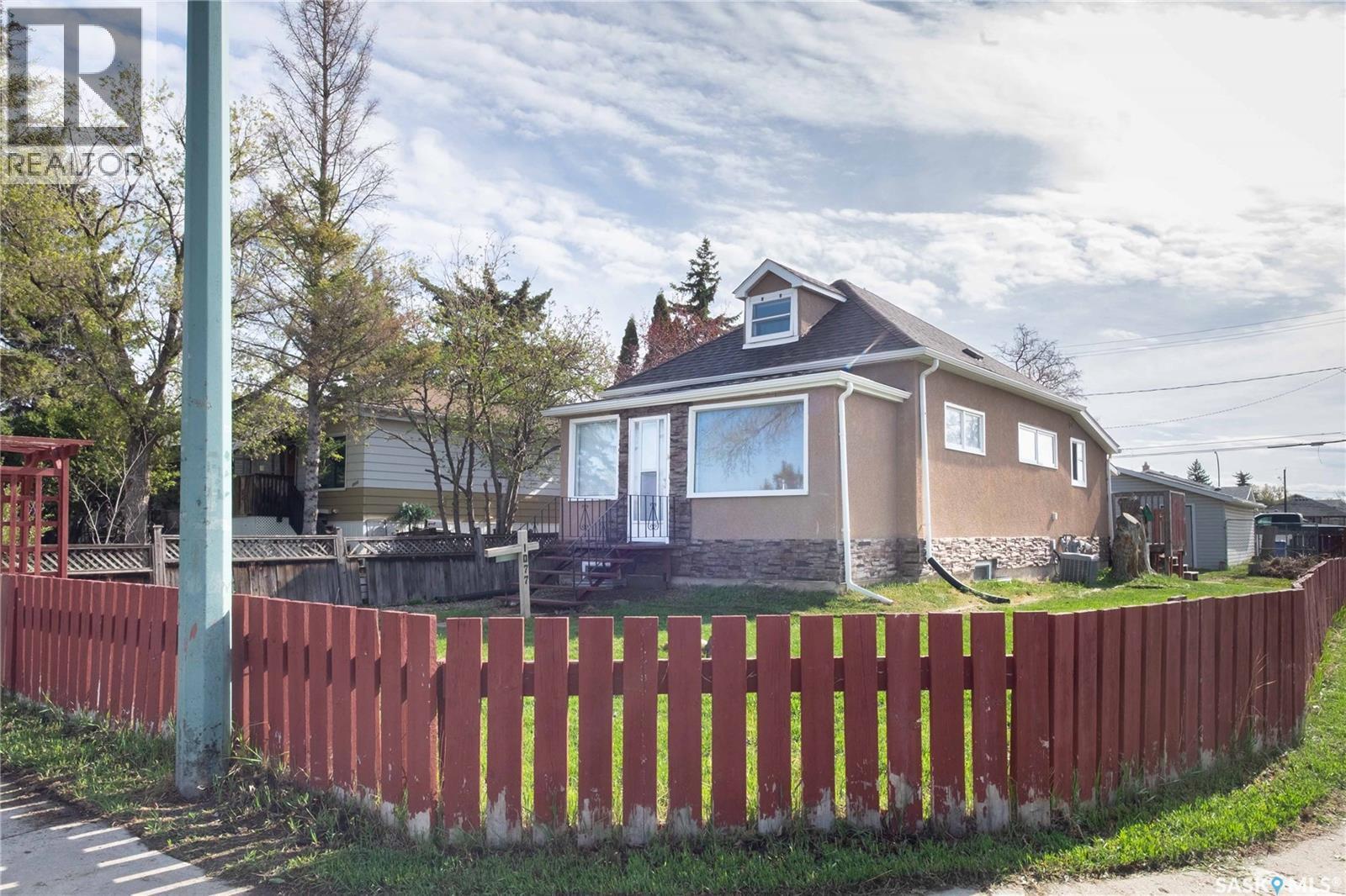 1077 Broder Street, Regina, SK - Outdoor