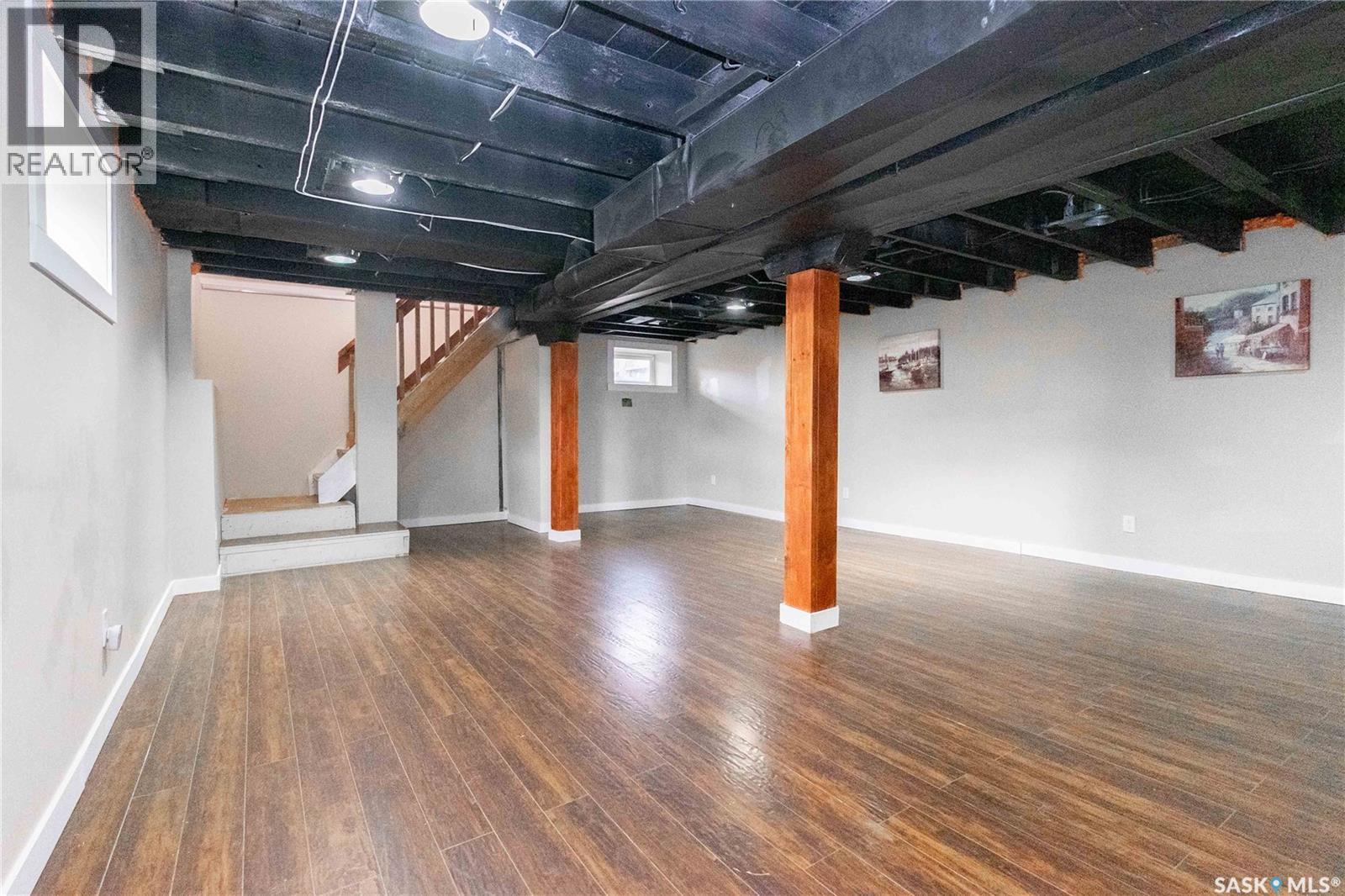 1077 Broder Street, Regina, SK - Indoor