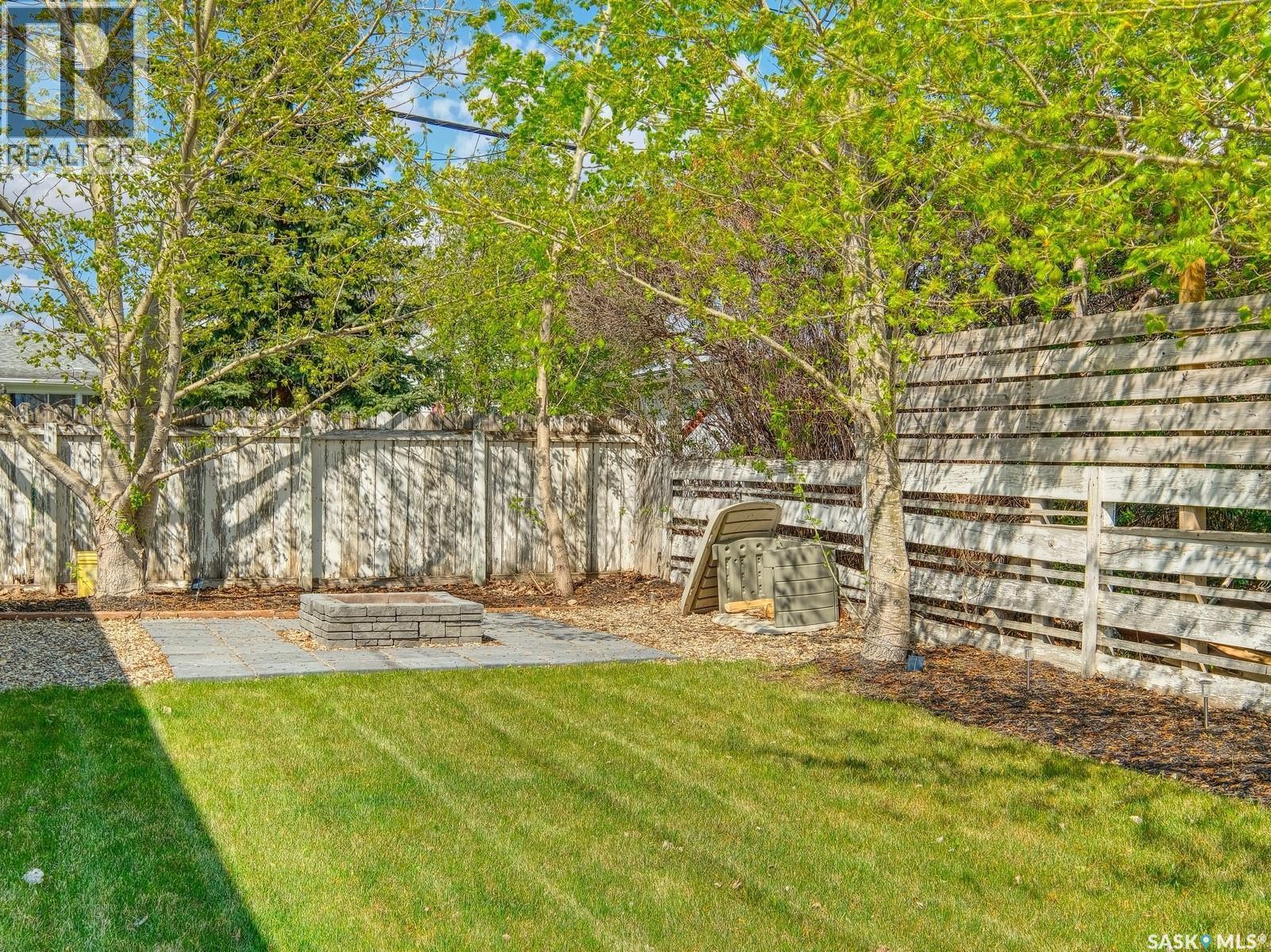 311 4Th Avenue E, Biggar, SK - Outdoor