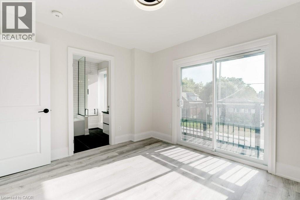 UNIT A - 38 East 16Th Street, Hamilton, ON - Indoor