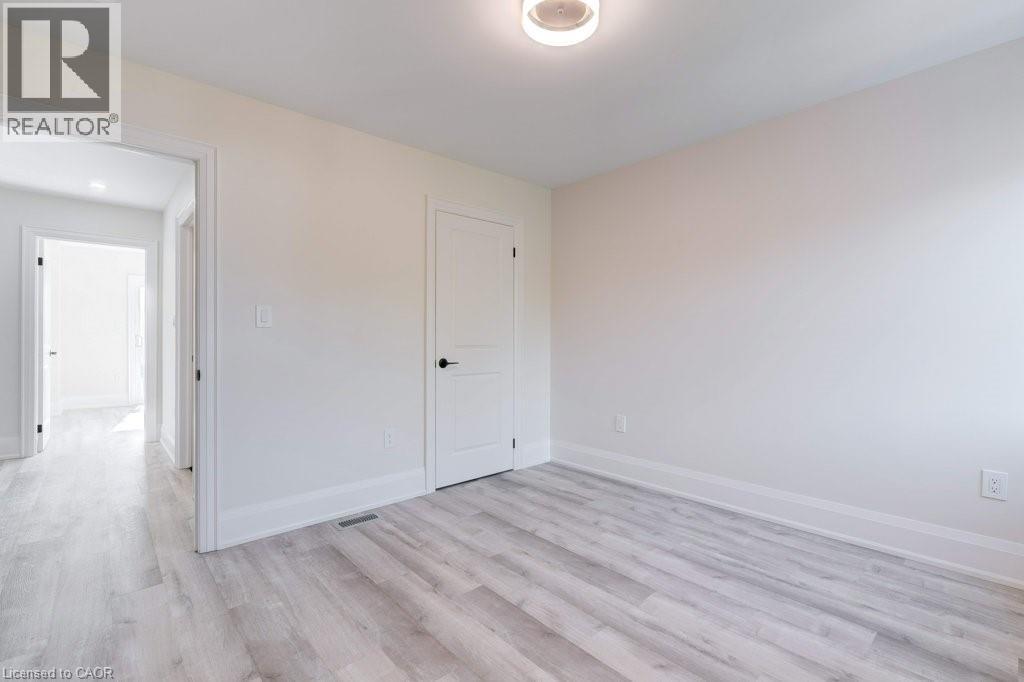 UNIT A - 38 East 16Th Street, Hamilton, ON - Indoor Photo Showing Other Room