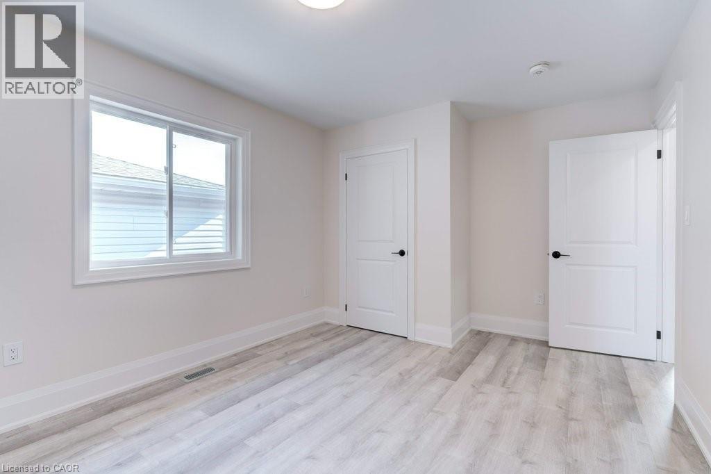 UNIT A - 38 East 16Th Street, Hamilton, ON - Indoor Photo Showing Other Room