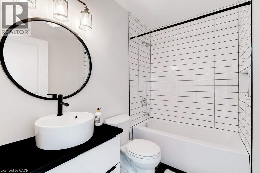 UNIT A - 38 East 16Th Street, Hamilton, ON - Indoor Photo Showing Bathroom