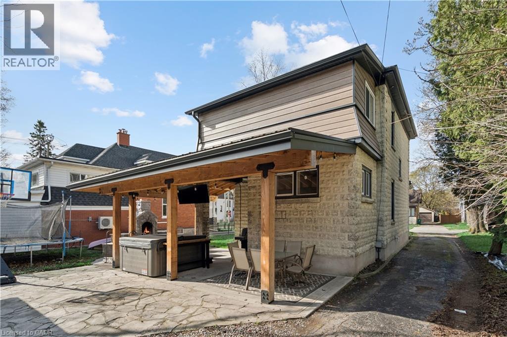 855 Hamilton Street, Cambridge, ON - Outdoor