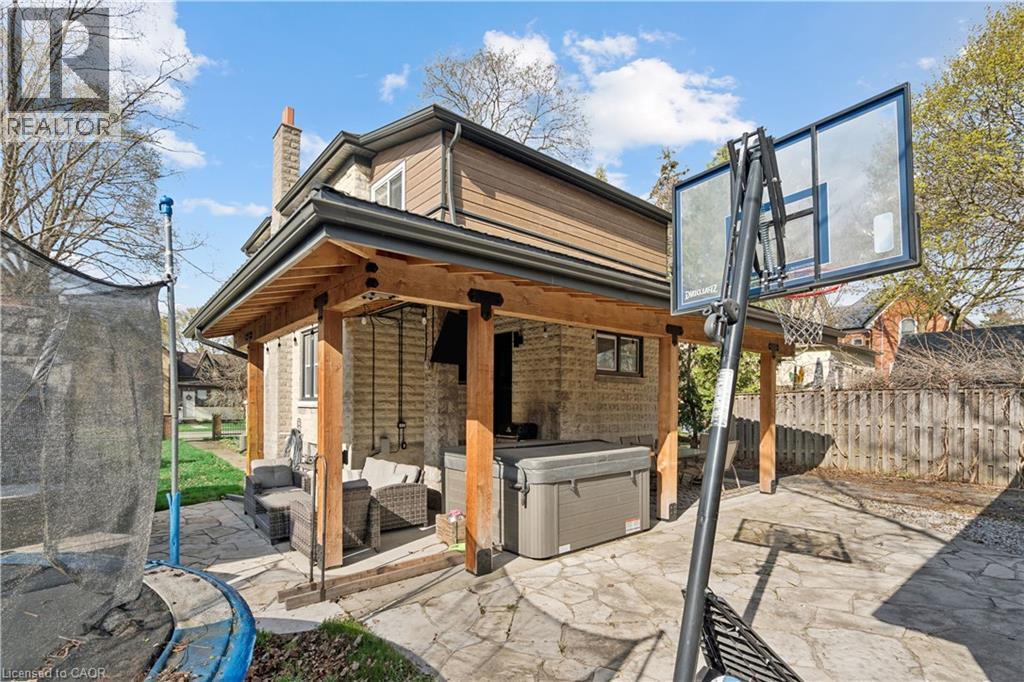 855 Hamilton Street, Cambridge, ON - Outdoor