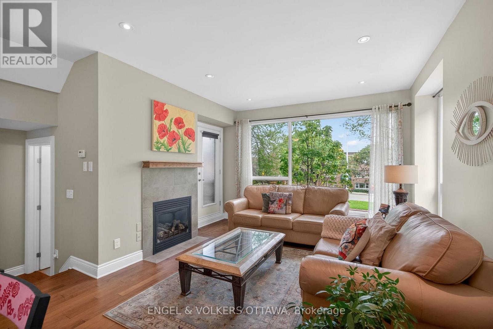 1896 Carling Avenue, Ottawa, ON