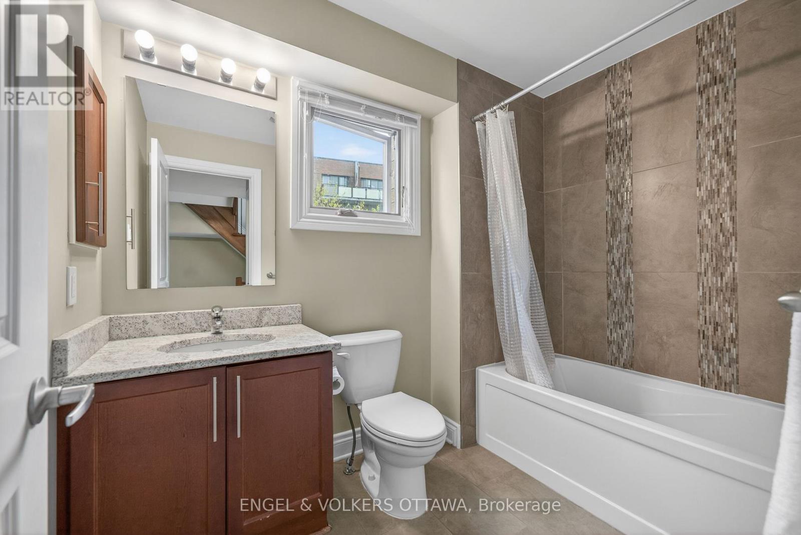 1896 Carling Avenue, Ottawa, ON