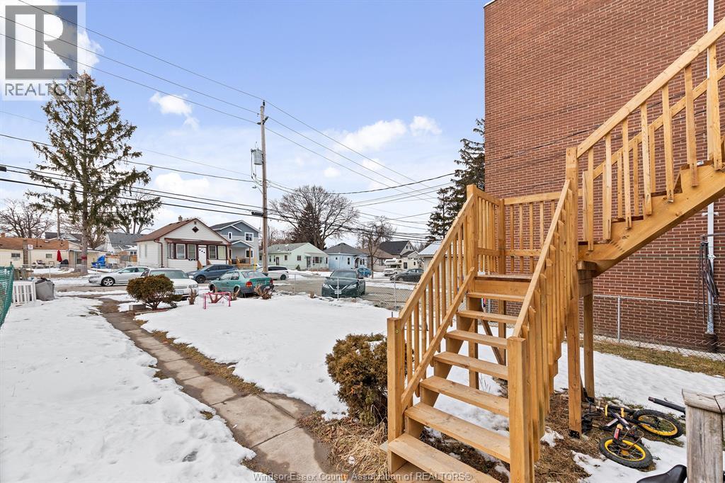895 Pillette, Windsor, ON - Outdoor