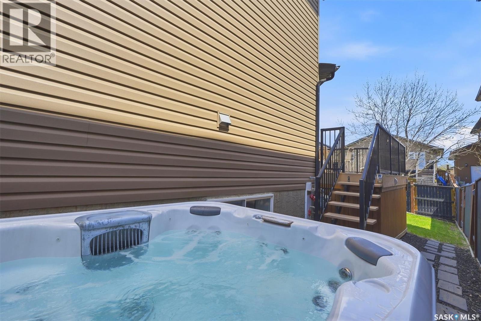 106 Wilkins Crescent, Saskatoon, SK - Outdoor With Deck Patio Veranda