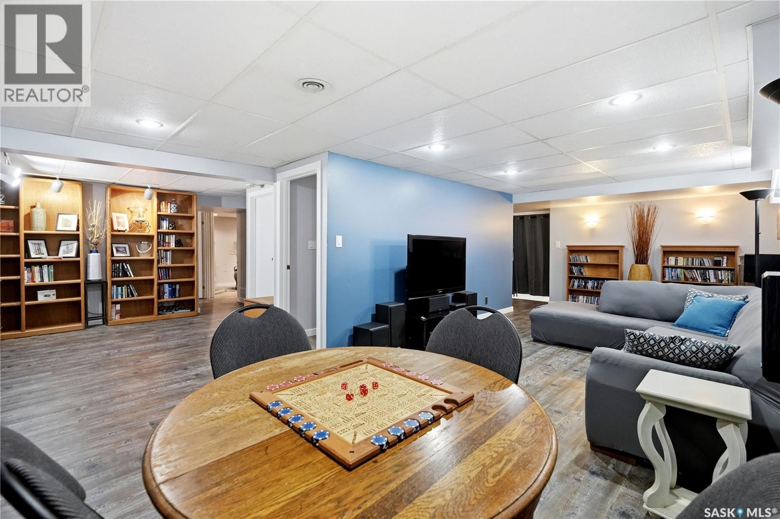 90 Edenwold Crescent, Regina, SK - Indoor