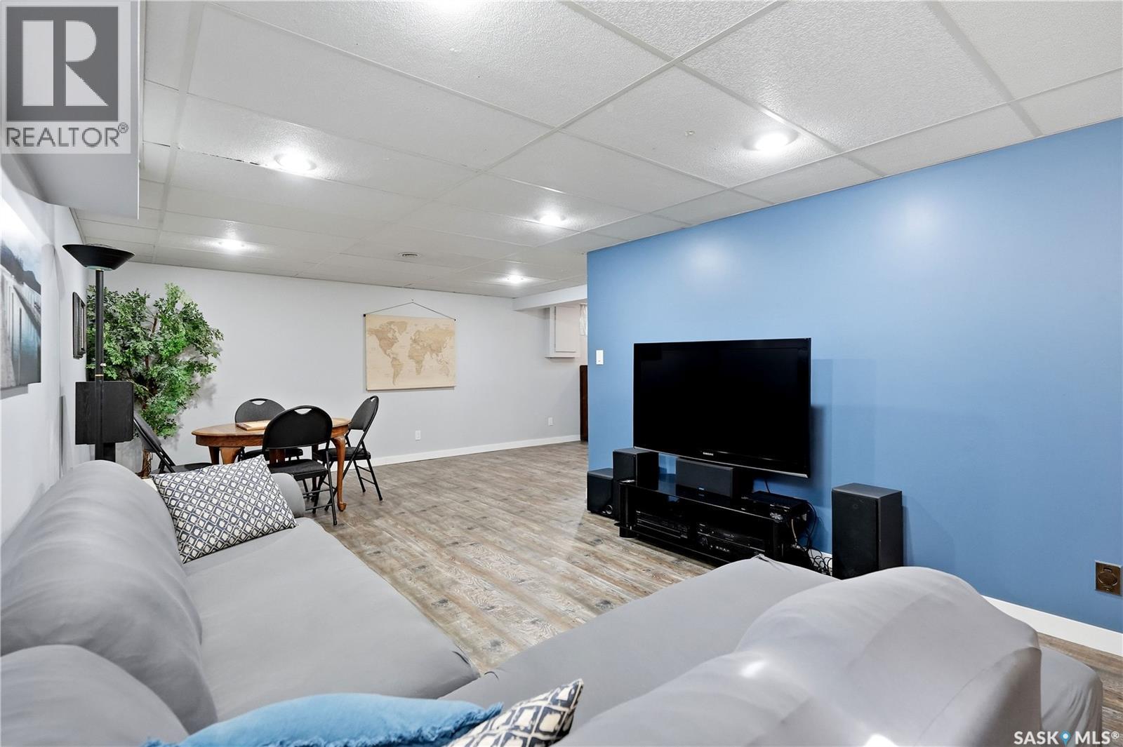 90 Edenwold Crescent, Regina, SK - Indoor Photo Showing Other Room
