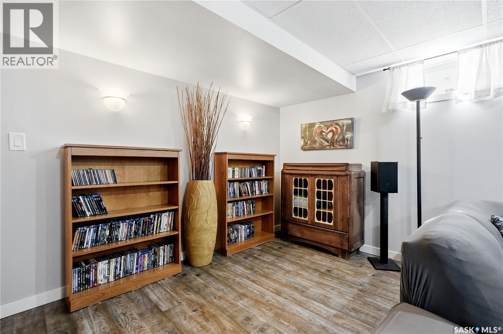 90 Edenwold Crescent, Regina, SK - Indoor