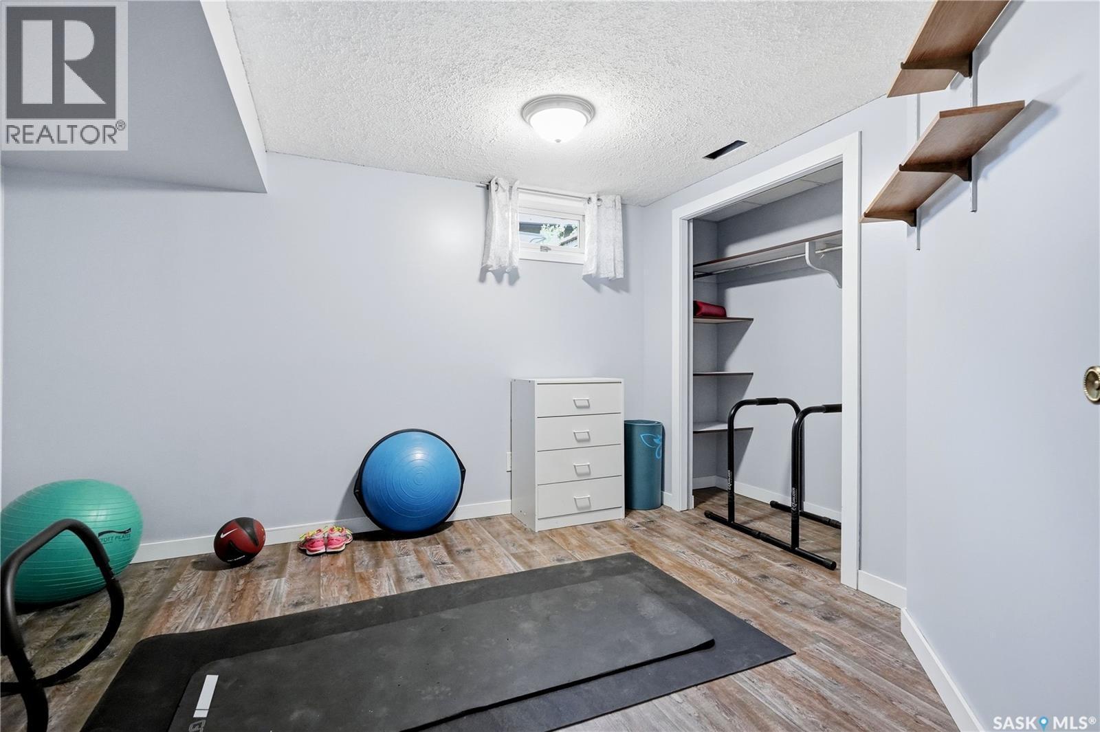 90 Edenwold Crescent, Regina, SK - Indoor Photo Showing Office