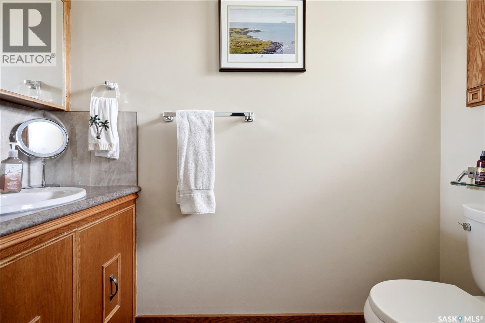 104 Marsh Crescent, Regina, SK - Indoor Photo Showing Bathroom