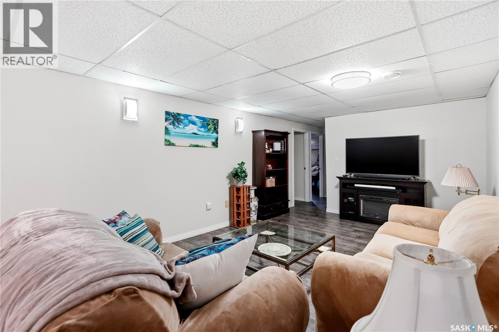 104 Marsh Crescent, Regina, SK - Indoor