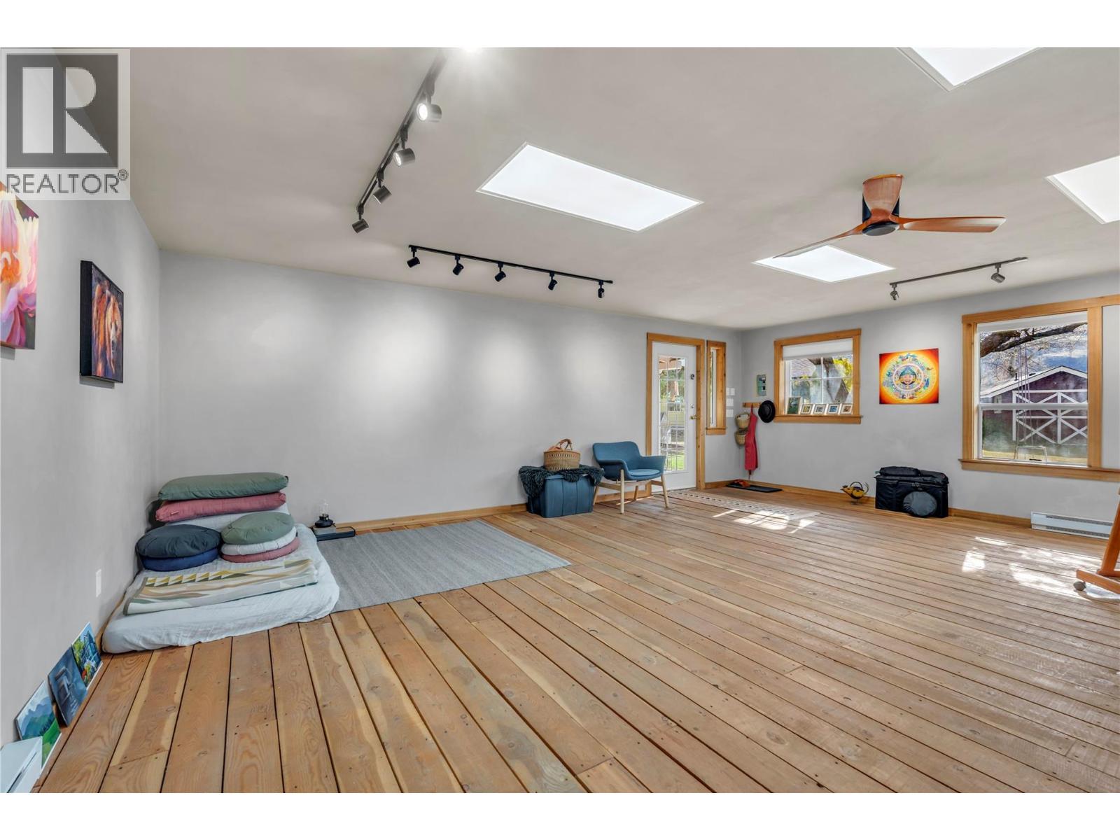 212 Carr Crescent, Oliver, BC