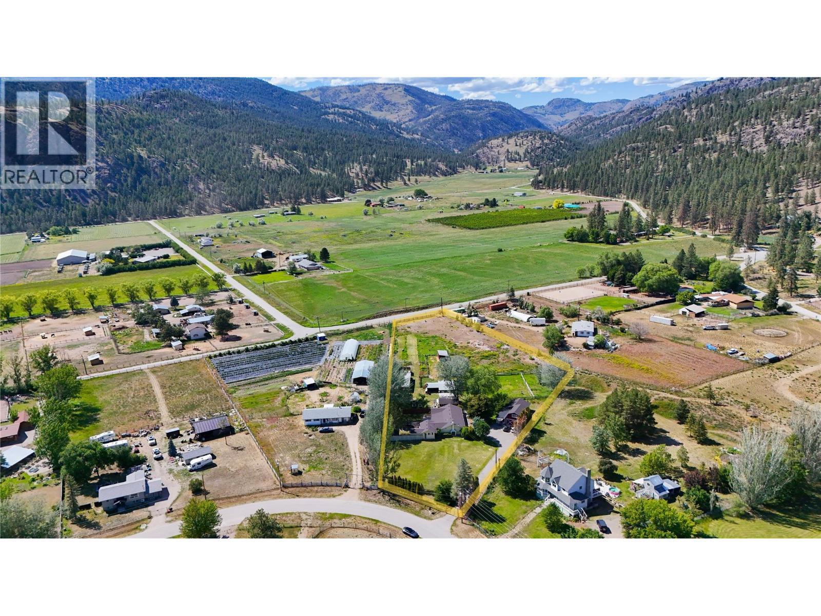 212 Carr Crescent, Oliver, BC