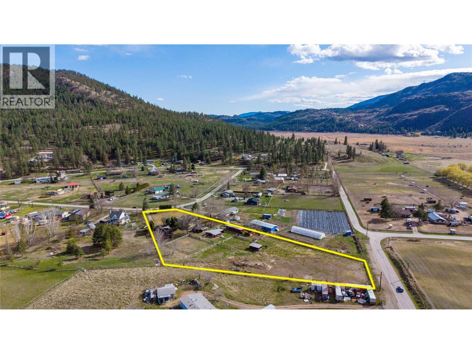 212 Carr Crescent, Oliver, BC