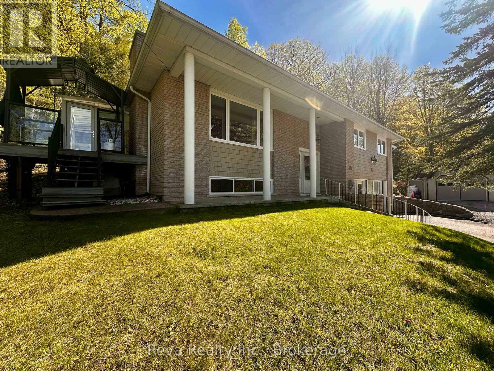 11 Ridge Road, Bancroft (Bancroft Ward), ON - Outdoor