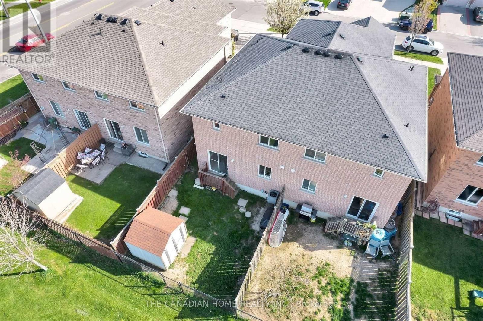 10 Jonathon Court, Hamilton, ON - Outdoor