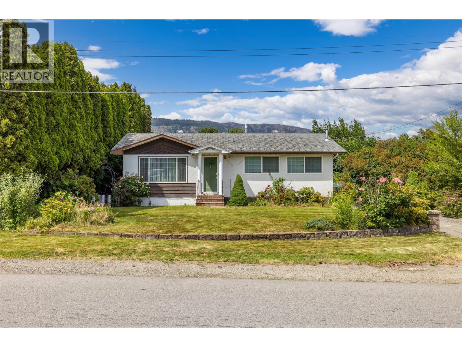 2436 Apollo Road, West Kelowna, BC - Outdoor