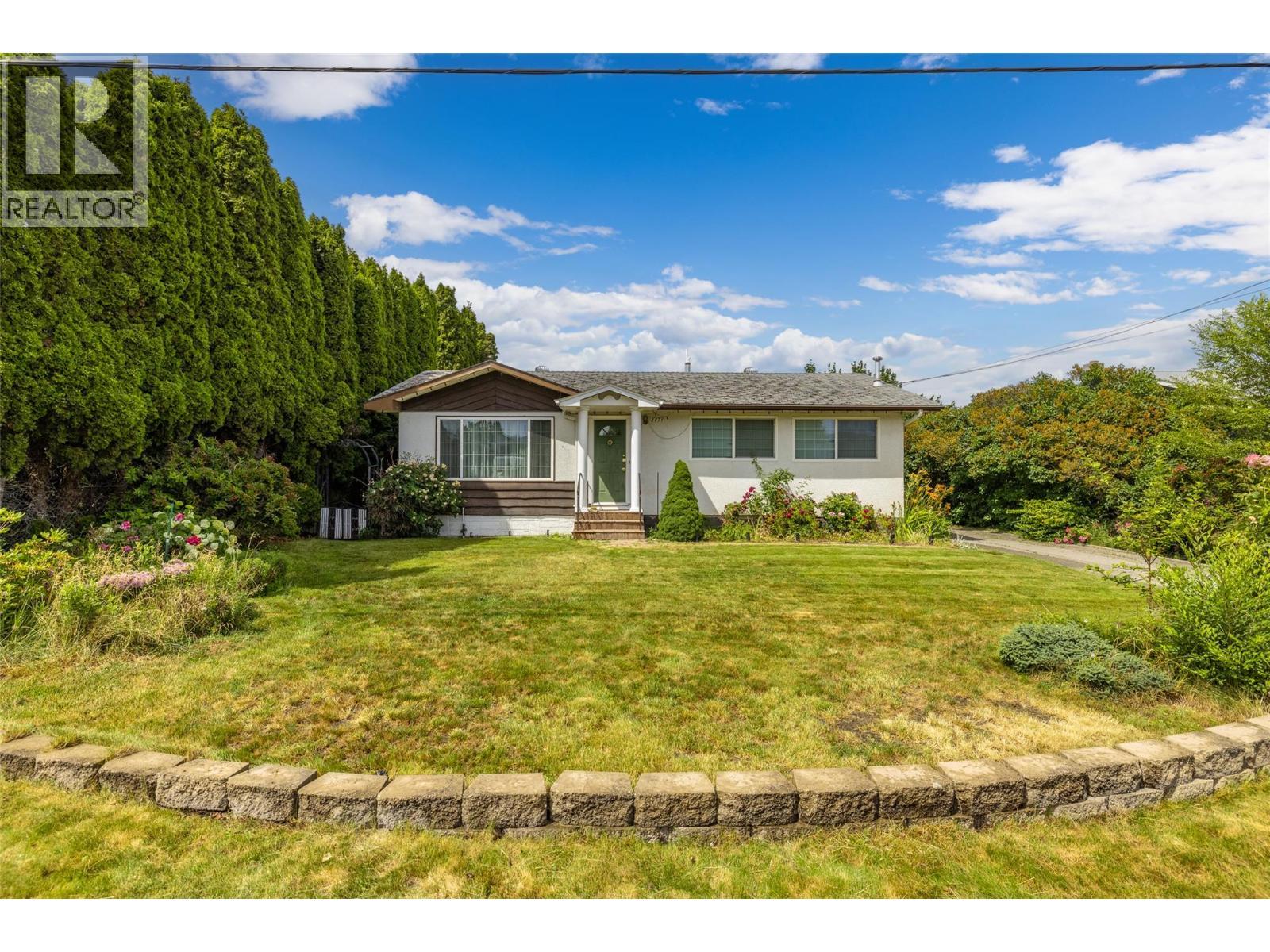 2436 Apollo Road, West Kelowna, BC - Outdoor