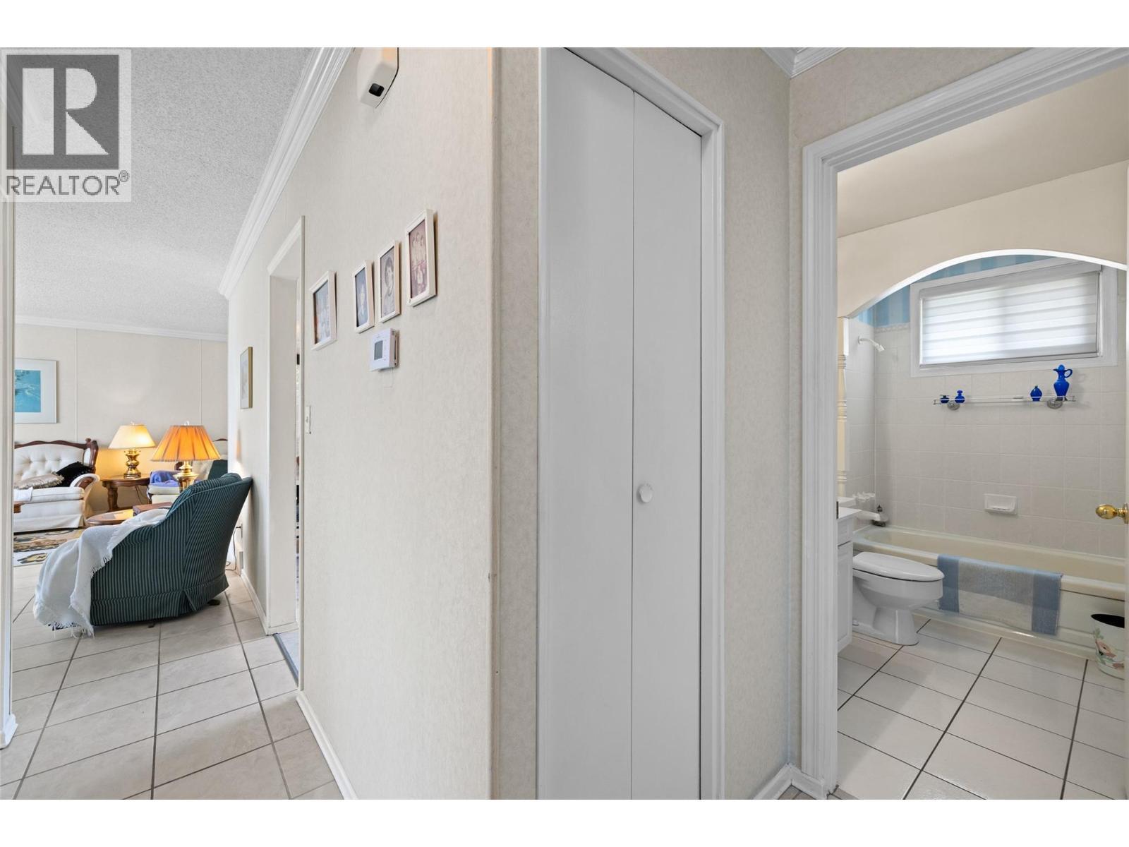 2436 Apollo Road, West Kelowna, BC - Indoor Photo Showing Other Room