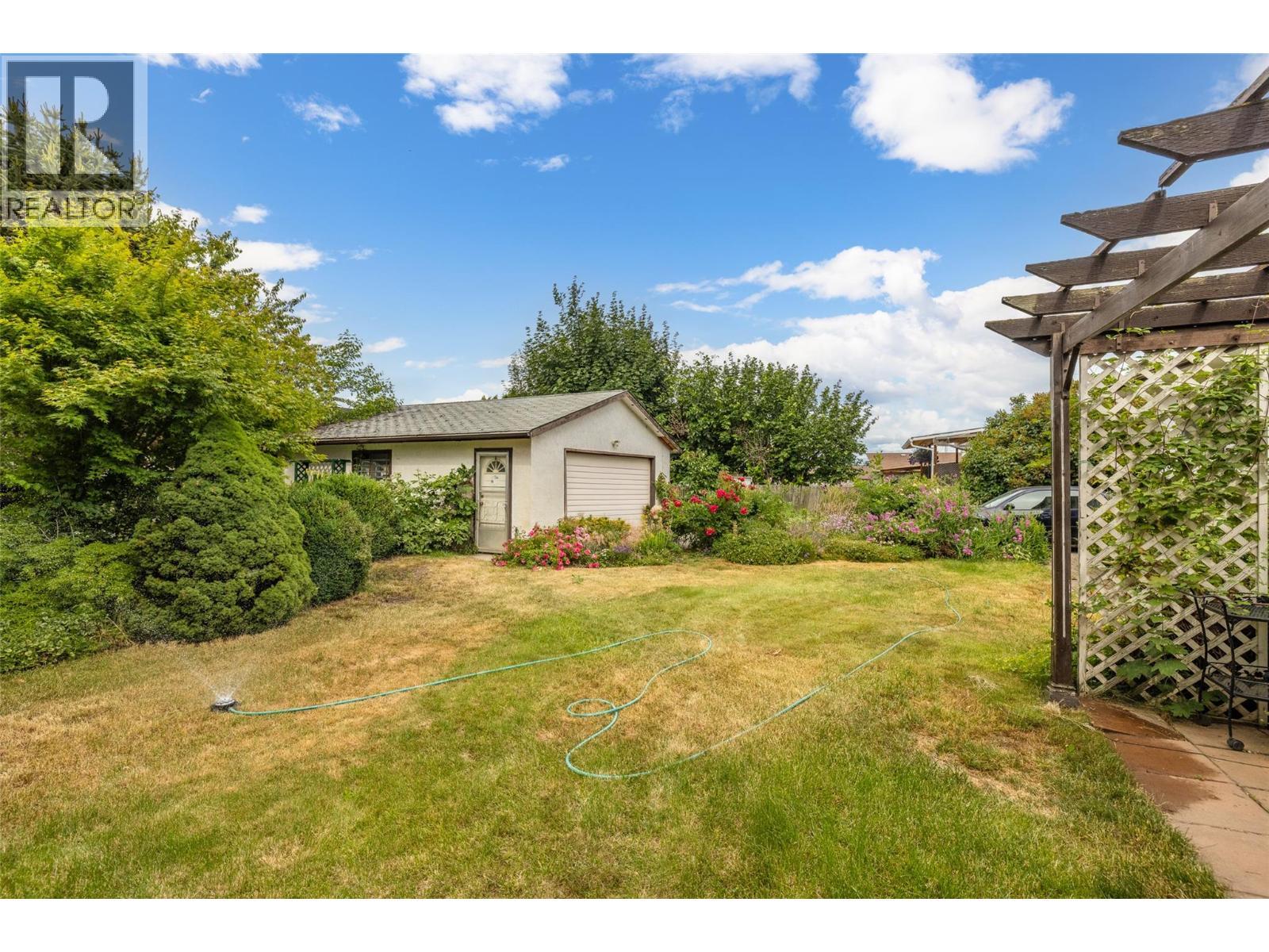 2436 Apollo Road, West Kelowna, BC - Outdoor