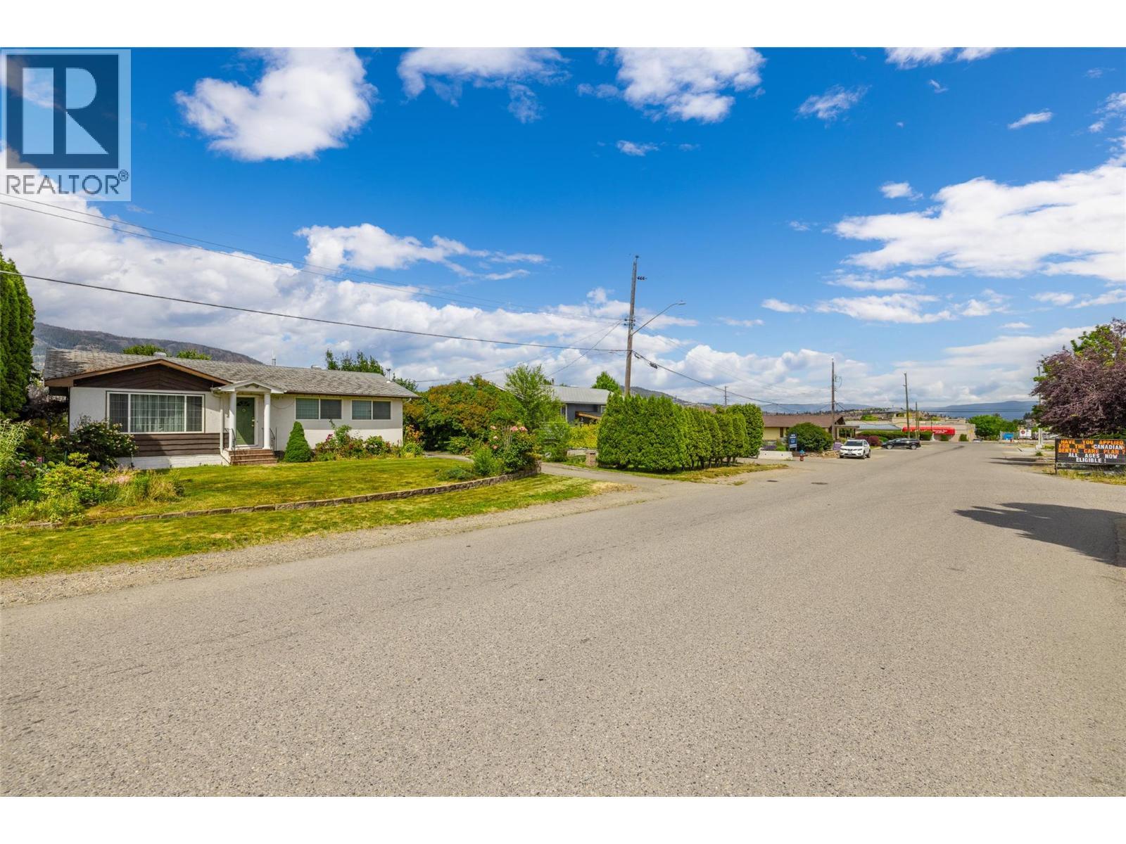 2436 Apollo Road, West Kelowna, BC - Outdoor