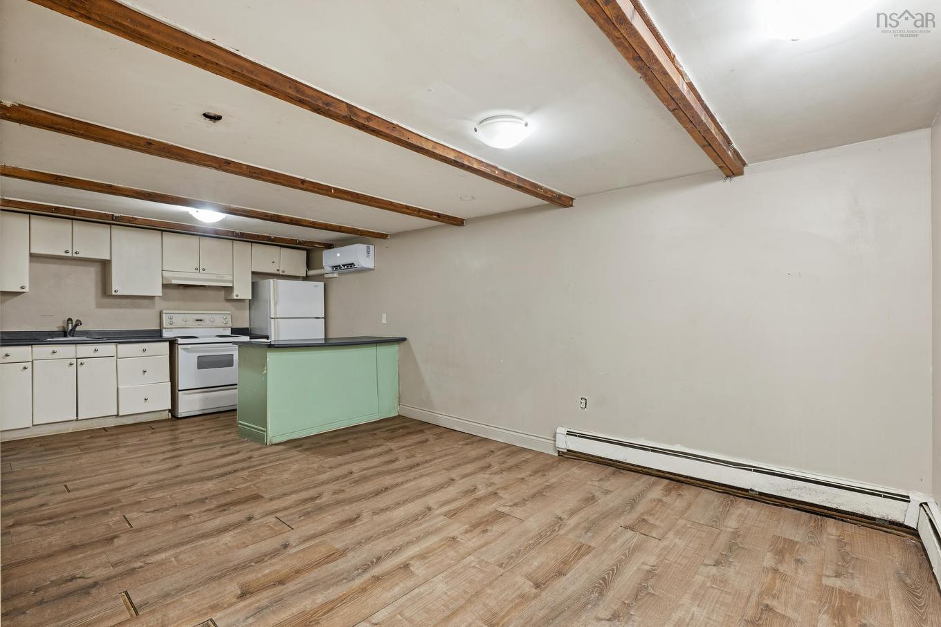 6477 Roslyn Road, Halifax, NS
