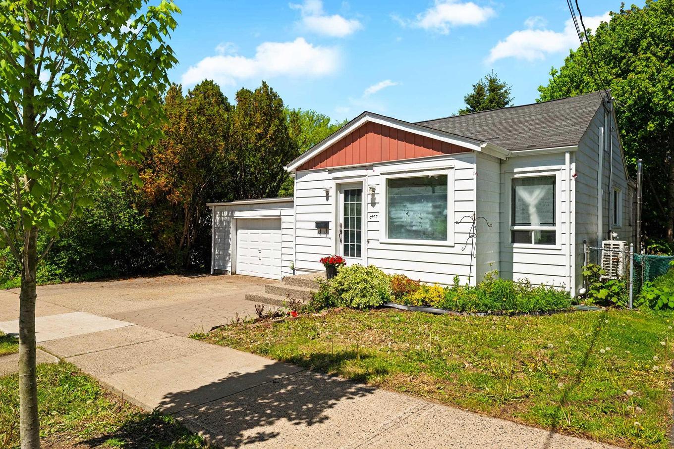 6477 Roslyn Road, Halifax, NS
