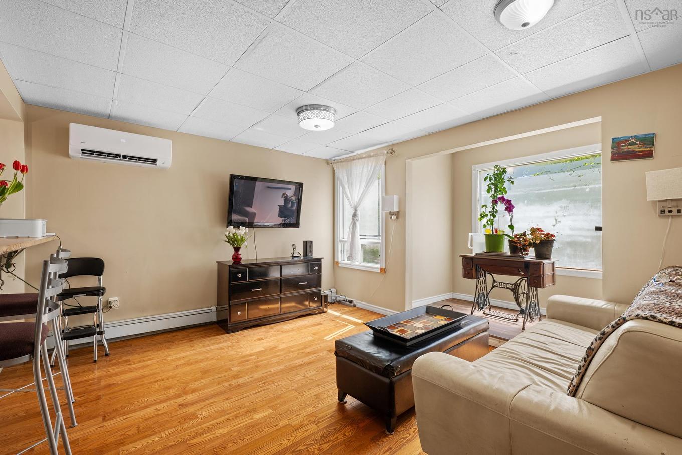6477 Roslyn Road, Halifax, NS