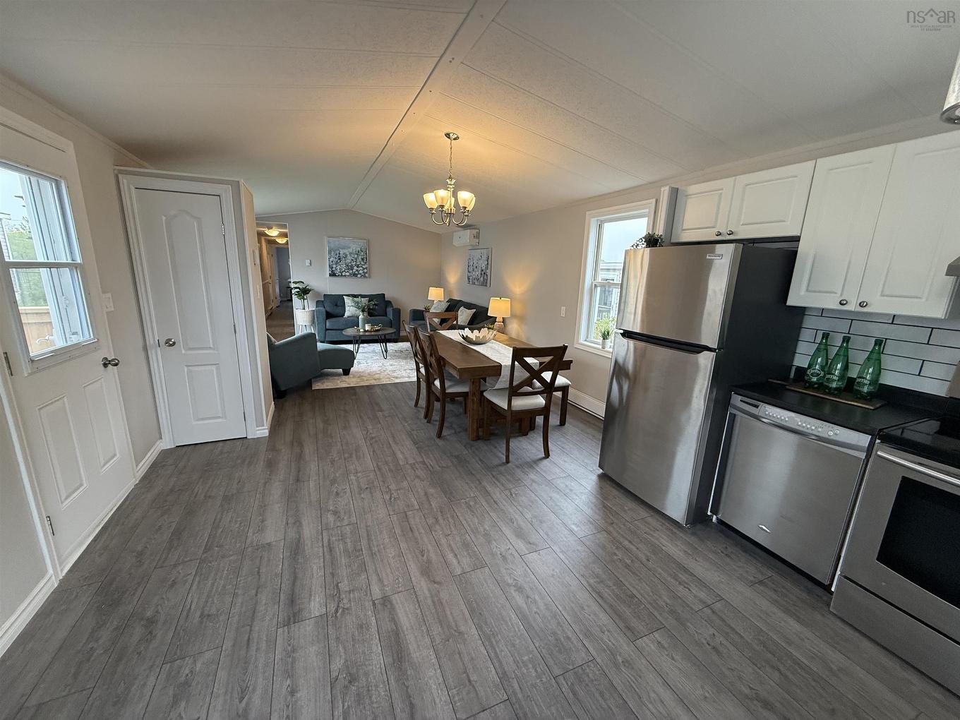 6 Earleton Avenue, Dartmouth, NS